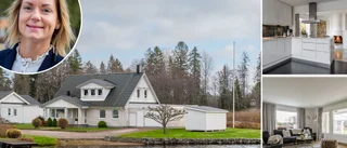 Unik villa till salu – två badplatser på tomten och bro till egen ö: ✓"Fantastiskt läge" ✓Klickraket 