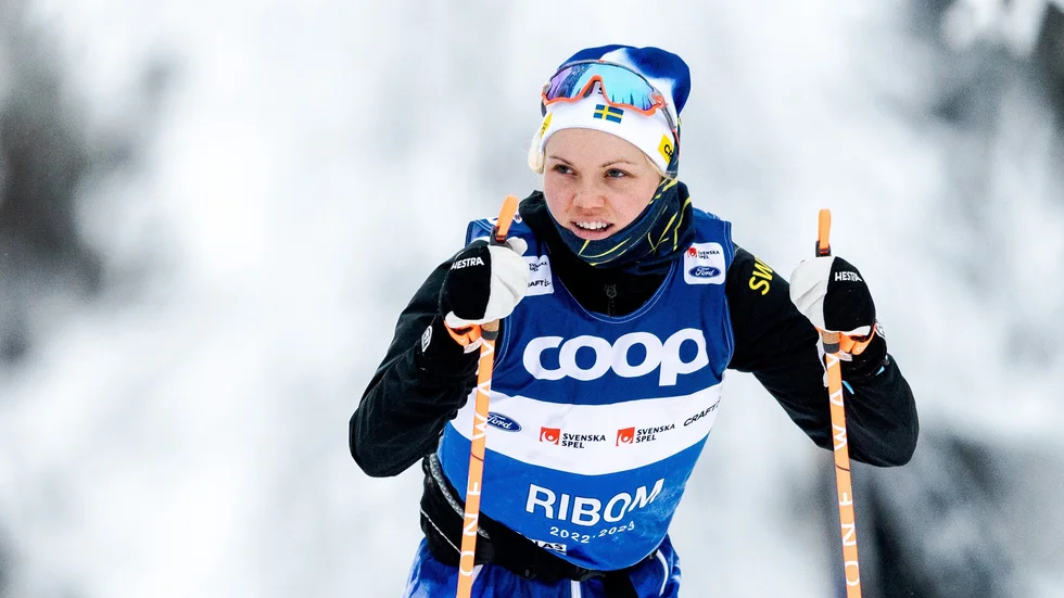 Emma Ribom är på väg att göra tävlingscomeback. Hon gör det i världscupshelgen i Italien nästa helg.