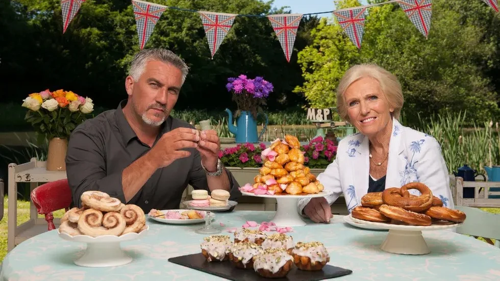 Paul Hollywood and Mary Berry, the judges of “The Great British Bake-Off" seasons available on BBC Nordic. Photo: Des Willie/Love Productions