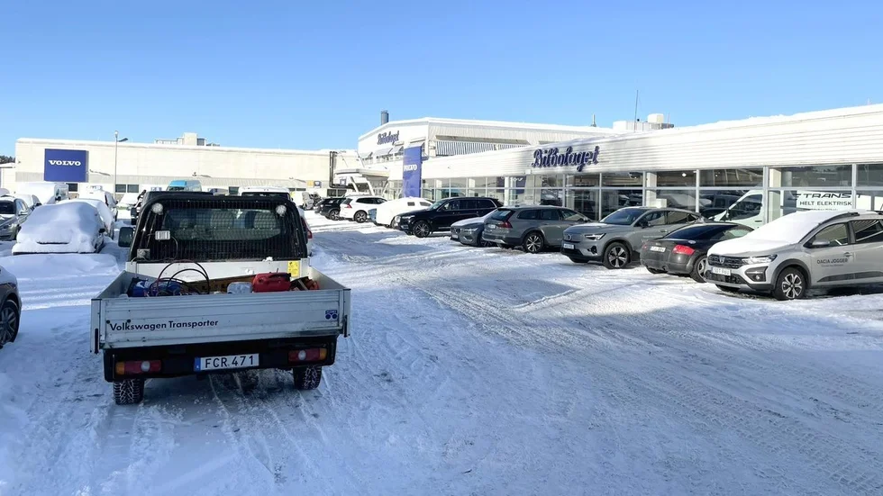 Det blir en helt ny skadeverkstad och en ombyggd bilhall för Bilbolaget på Hammarängen.