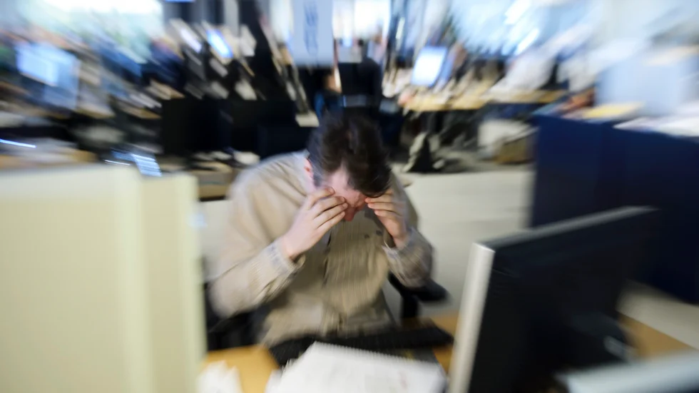 Den som lägger all energi på jobbet och alltid är tillgänglig bränner lätt ut sig. 