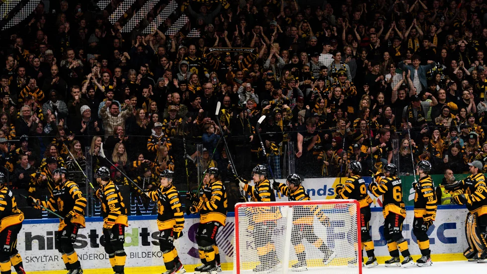 14 raka segrar för Skellefteå AIK, som jagar sin 15:e mot Luleå på fredag.