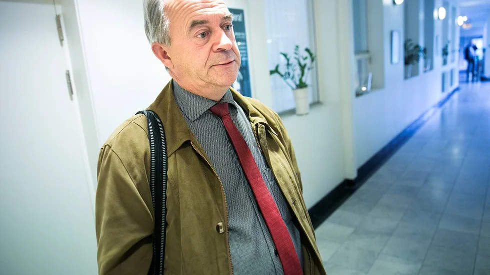 DÅLIGT MINNE? Landsbygdsminister Sven-Erik Bucht tycks inte komma ihåg rätt när det gäller hans stugbyggen utanför Haparanda.
