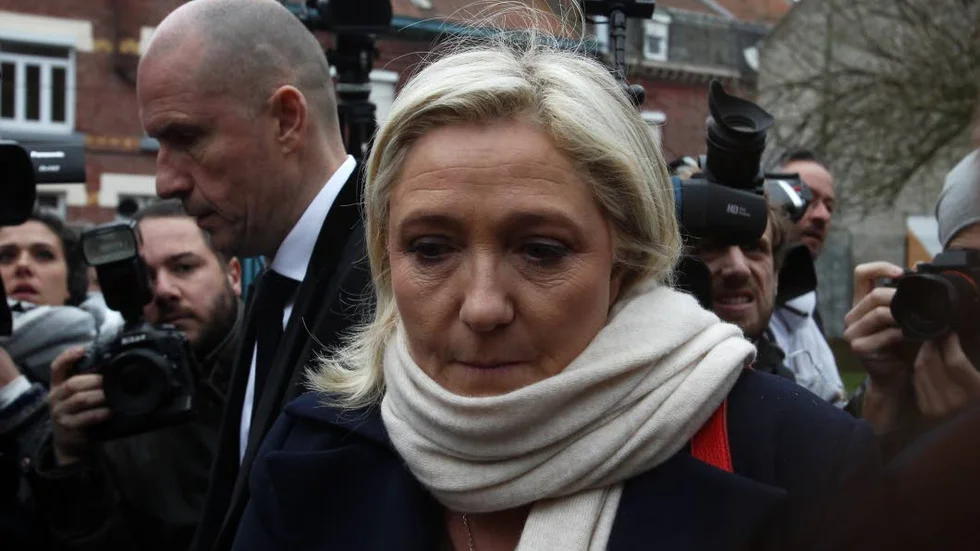 PRESIDENT? Om Marine Le Pen blir nästa president i Frankrike vore det en enorm triumf för de högerradikala.