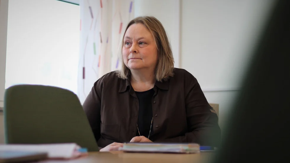 Pernilla Thunander, socialdirektör, framhåller att kommunen inte hade räknat med att konsultkostnadrna för framtagandet av hyressättningsmodellen skulle överskrida 700 000 kronor.