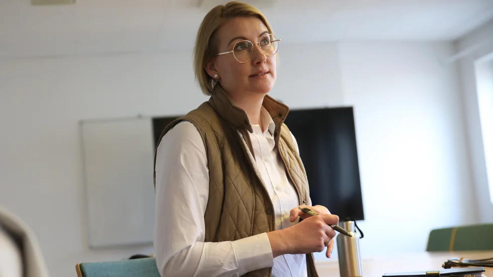 "Vi har utmaningar när det kommer till kompetensförsörjningen", säger Katharina Segerstéen (M), ordförande för vård och omsorgsnämnden. "Vi har fler äldre som behöver vård." Ett steg i att möta denna förändring är nio nya äldreomsorgsplatser för demenssjuka.