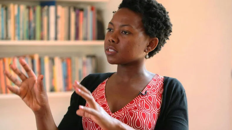 kåkstadsskildring. NoViolet Bulawayo har det starkaste bidraget i Granta.