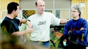 Oviss framtid. "Vi är många som slåss om de få jobb som finns i Västervik", säger lagerarbetarna Mikael Lindholm, Daniel Karlsson och Torbjörn Svensson, som snart står utan arbete när Reebok lägger ner i Västervik.FOTO: ANDERS LILJEGREN