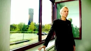 Nöjd rektor. Östra Akademiens rektor har öppnat dörren för konkurrens mellan gymnasieskolorna. Det gynnar eleverna tror han.  Foto: ANDERS STEINER