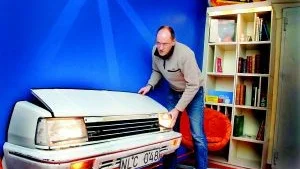 Mötesplats. Joes garage, där Stefan Myrgård är projektledare, ska vara en arena för de ungdomar som annars inte kommer till tals. Här finns möjlighet att meka ihop sin egen framtid med hjälp av mentorer och gruppsamtal.X