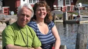 Livfullt skärgårdssamhälle. Sonja Hedman-Folke och maken Jan, Blankaholm IT-service, har många arrangemang på gång inför sommarsäsongen.
Foto: MARGARETA LJUNGBLAD