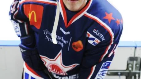 John Henriksson gjorde sin bästa insats hittills i VIK-tröjan i går kväll mot Karlskrona.Arkivfoto: Ellen Nielsen-Kindstrand