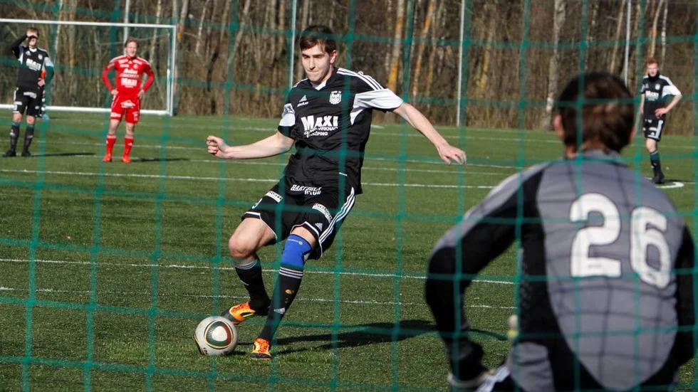 Rami Abbas satte avgörande 2–1 på straff för Fanna mot Procyon.