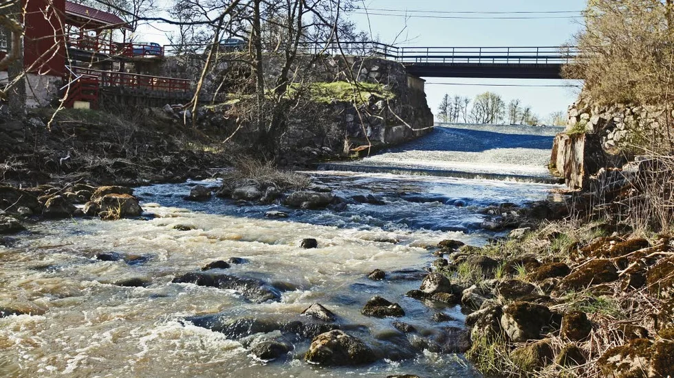 Fel att stänga av den tusenåriga vägen över Sagån, skriver Göran-Valdemar Lacksell.