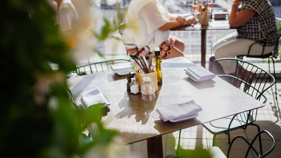 Inom hotell- och restaurangbranschen har konkurserna ökat med 71 procent jämfört med augusti i fjol. Ökningen sker däremot från låga nivåer. Arkivbild.