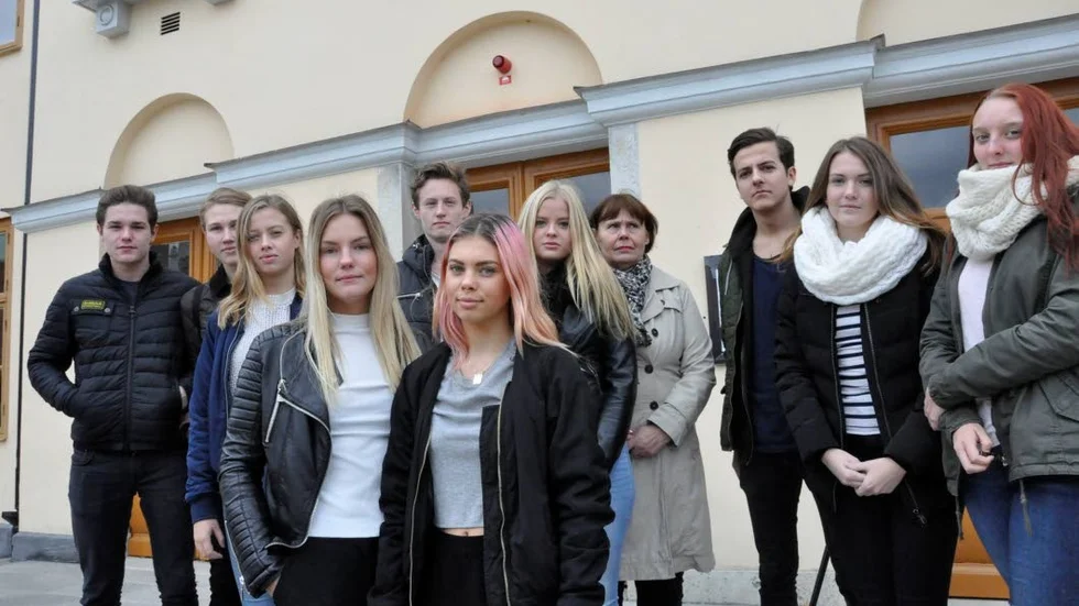 Oro. "man undrar ju om det även kan hända i Västervik", säger eleverna VT träffat.