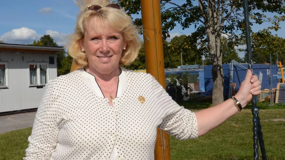 Skolbesök. Lena Ek, miljöminister, besökte Ernebergsskolan i Gamleby på onsdagen, där hon träffade elever från Åbyäng.