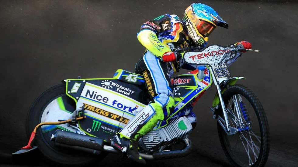 TILLBAKA. Darcy Ward kunde inte köra mot Västervik i onsdags, men är med mot Dackarna på tisdag.