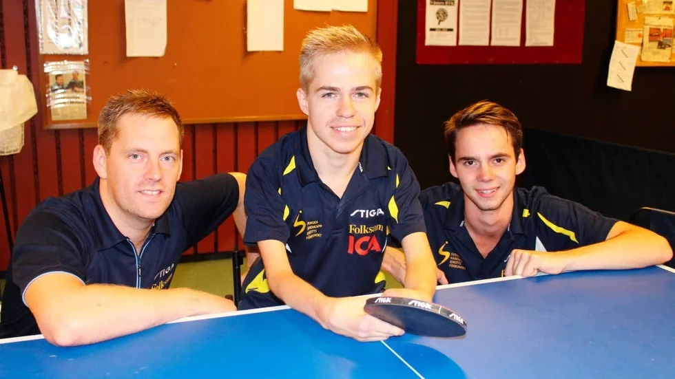 EM-brons. Det blev det för Västers Emil Andersson, längst till höger. Här med Daniel Ellerman och Alexander Öhgren.