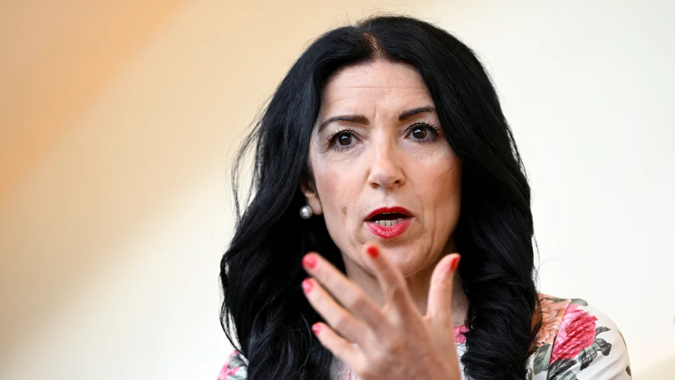 Den partilösa riksdagsledamoten Amineh Kakabaveh är mycket kritisk till regeringens utrikespolitiska deklaration. Arkivbild.