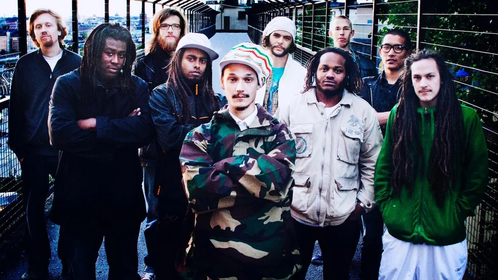 First Light är reggaebandet som grundades i Enköping. Totalt är de tio stycken medlemmar. 