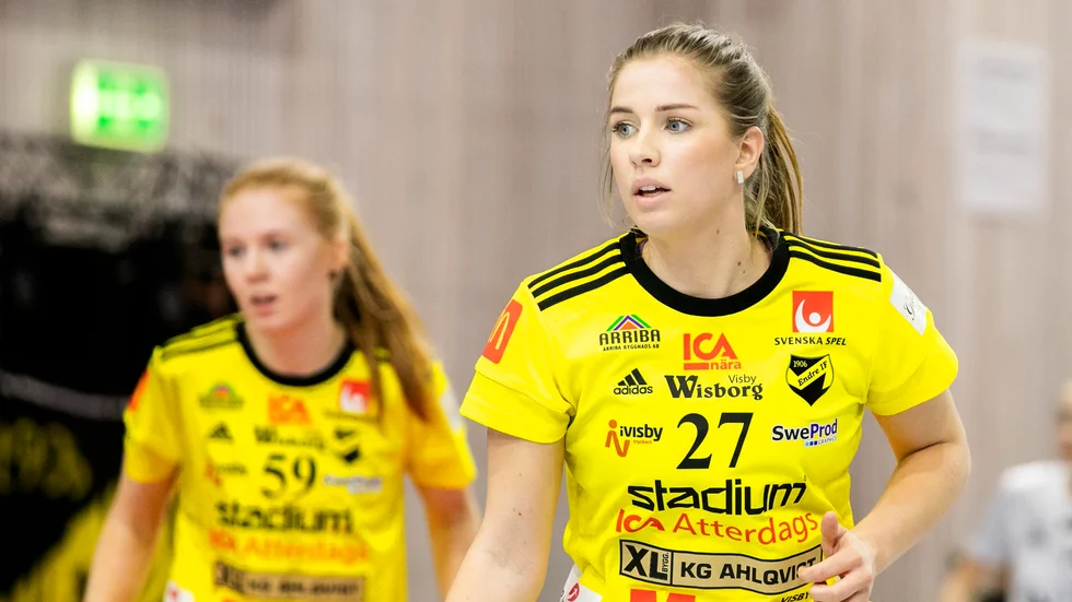 Sara Steens comeback blev kortvarig. Hon finns inte med i Endre 22-23.