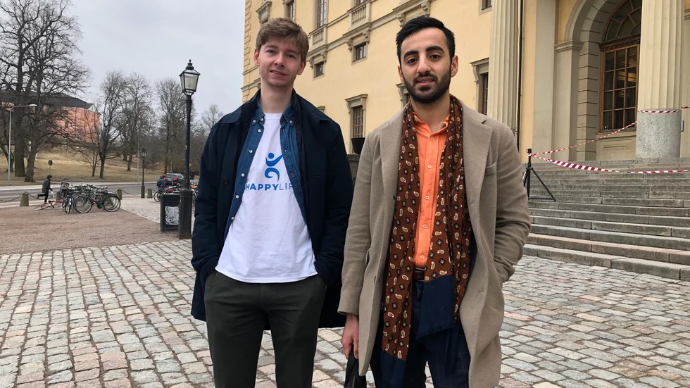 Johan Bergengren (till vänster) är en av de anställda på företaget HappyLife, som Muhib Lafta var med och startade.