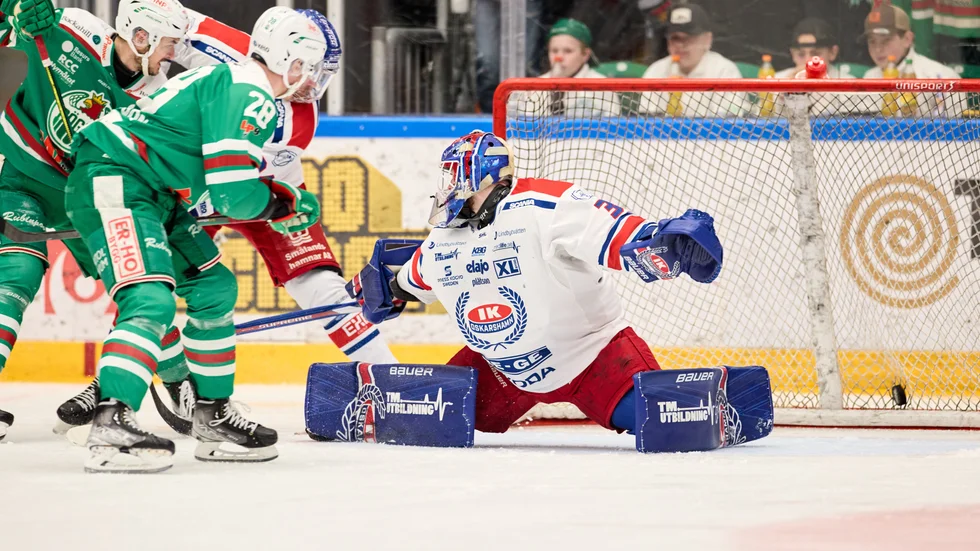 Målvakten Tim Juel och hans Oskarshamn fick till slut ge sig i den sjunde SM-kvartsfinalen mot Rögle, som vann med 4–1.