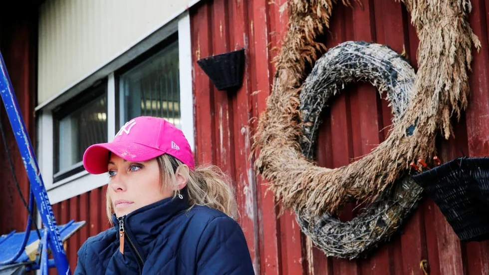 Fullt upp. Hanna Olofsson, 33, lever med travsporten dygnet runt som både tränare och kusk.