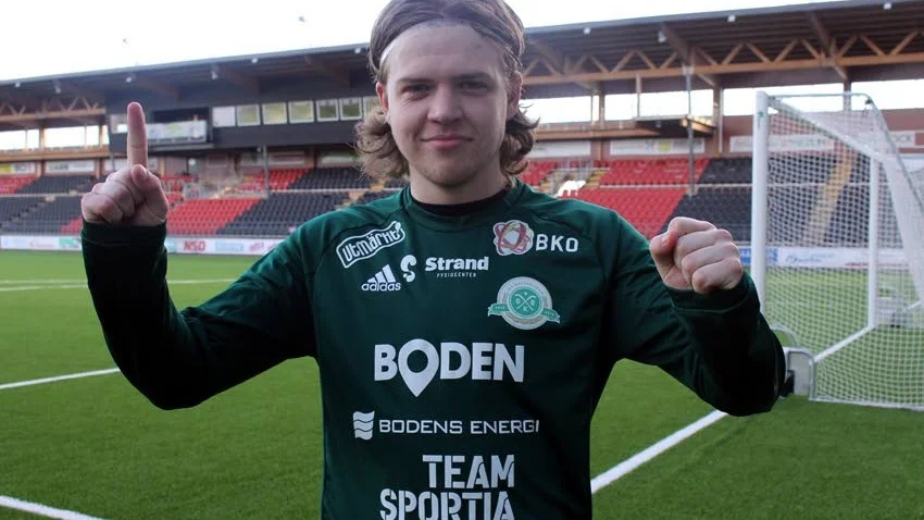 I pappas fotspår. Elias Öhman visade vägen för Bodens BK med sitt första seriemål.