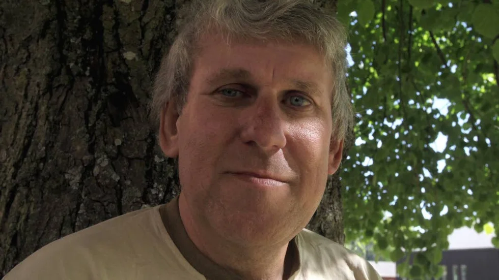 Ronnie G Lundin