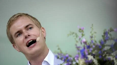 Gustav Fridolin, språkrör för Miljöpartiet. Nu kommer han till Gotland för att prata politik med gotlänningar.