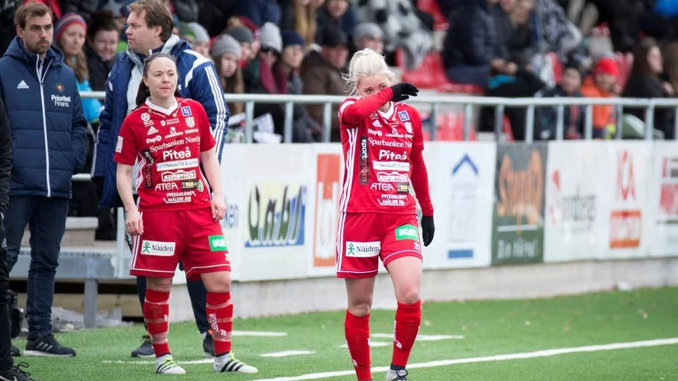 Damallsvenskan. Premiär. Piteå IF-Djurgården Elin Bragnum June Pedersen