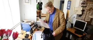 Bror packar efter 45 år med partiet