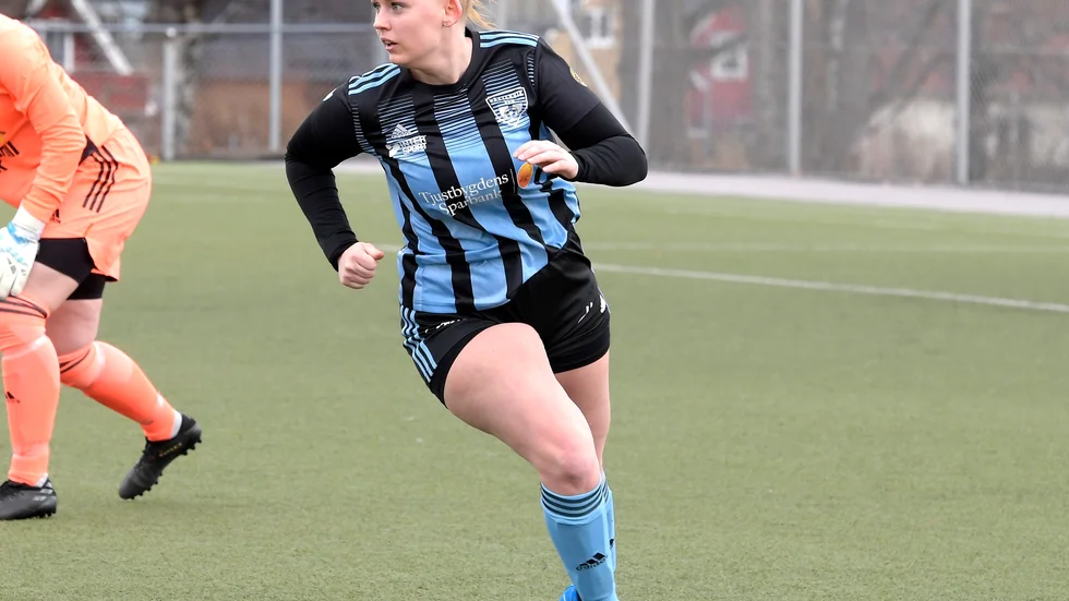 Emmaboda väntar för Västervik och Hedda Ivarsson i Smålandscupen.