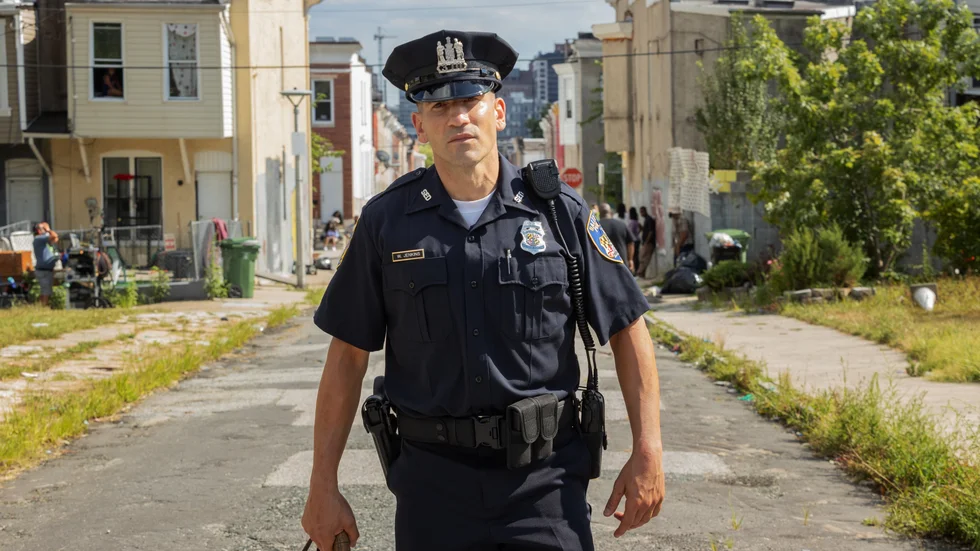 Jon Bernthal spelar den idealistiske polisen Wayne Jenkins, som snart förlorar sina illusioner i "We own this city". Pressbild.