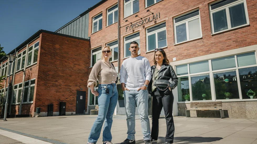 Linnéa Skogmo,  Robin Malla, Lane Salimi.  Linnéa och Robin läser samhällsvetenskapsprogrammet och Lane ekonomiprogrammet.