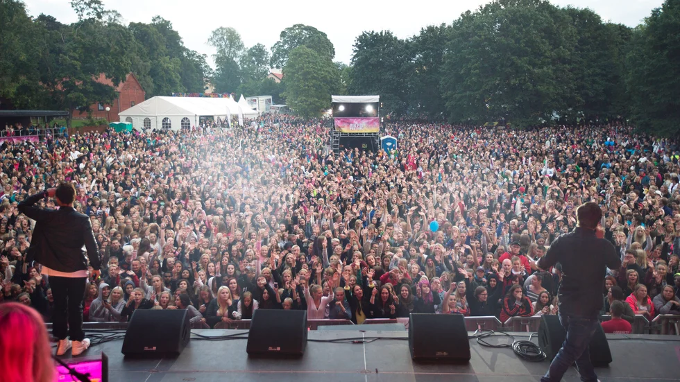 Så här såg det ut när Rix FM festivalen hölls mellan slottet och länsstyrelsen i Linköping 2014. 