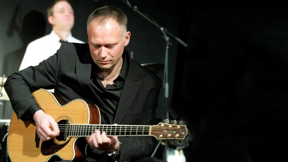 Konsert. Andreas Petterssons nya album släpps den 16 september, men inleds med smygpremiär och spelning i Sanda redan den 17 juli.