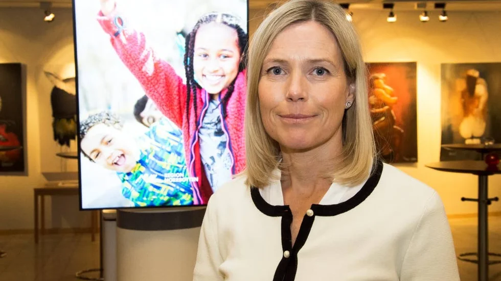 Hårda kontroller. Inköpschefen Victoria Arenbro Forsberg kontaterar att det egentligen är upp till bolagen att kontrollera läkarna.