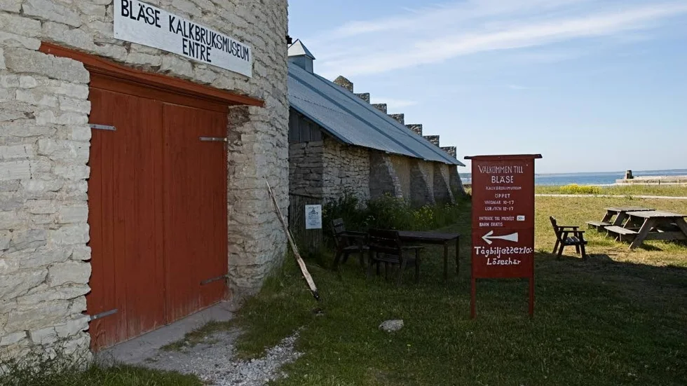 Bläse kalkbruksmuseum drivs av en hembygdsförening.