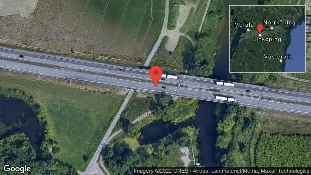 En personbil i trafikolycka