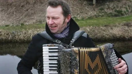 Närsån. Bengan Janson provar på turen från Gangvide farm längs Närsån, med slutmål Närsakar.