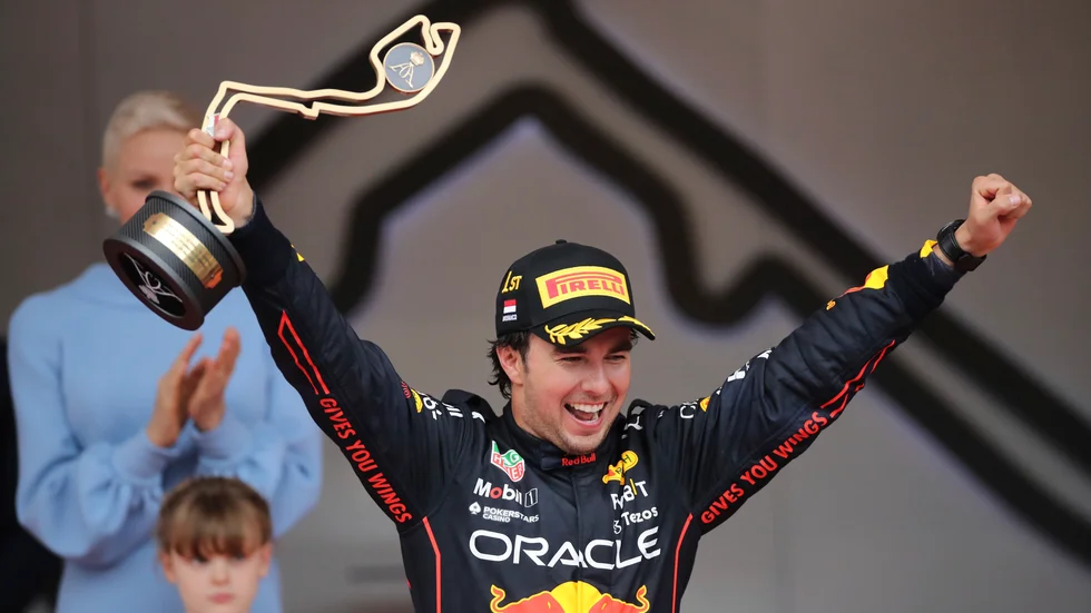 Sergio Peréz vann Monacos GP och har nu förlängt sitt kontrakt med Red Bull till 2024.