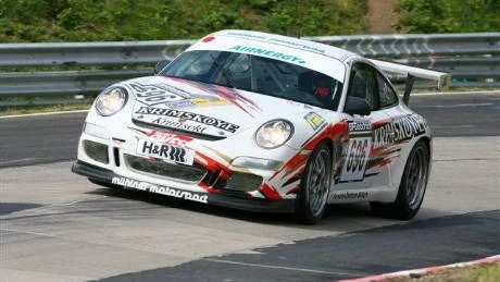 Racing. Alec Arho Havrén kör på Nürburgring i dag för Porsche team. Totalt startar 210 bilar i olika klasser. Här ingår Porsche GT, BMW GTR, Aston Martin, Viper, Corvette, Lamborghini och Ferrari. Foto: O.Arenz