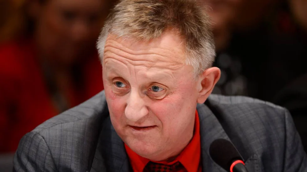 Staffan Danielsson. Centerpolitikern pådyvlas åsikter han inte har, anser Roland Larsson.