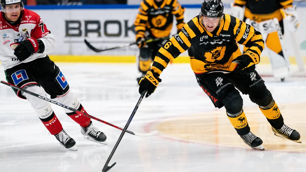Linus Lindström fick hoppa snabbt i kedjorna när Jonathan Johnson föll bort. ”Det var bara in, tuta och köra”, säger han.