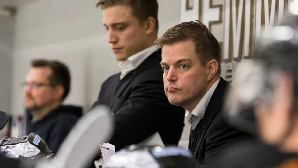 Tungt. Per Kenttä och Asplöven hade det tungt mot 
Leksand.
