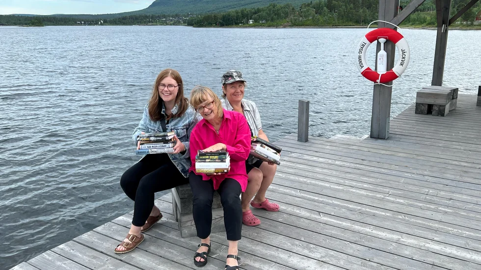 Ida Maria Westerlund, Maria Söderberg och Marianne Hofman laddar för årets bokfest i Jäckvik. "Det ska bli så kul", säger de.