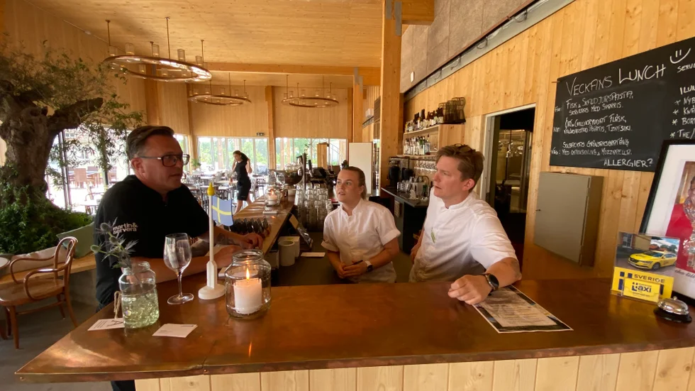 Spjutspetsar. Mattias Bierfeldt, Wilma Sylvefjord och Henrik Färnqvist har axlat ansvaret för att driva och utveckla en viktig del av det nya Solbacka: restaurangen, hotellet och konferens- och lägerverksamheten.
